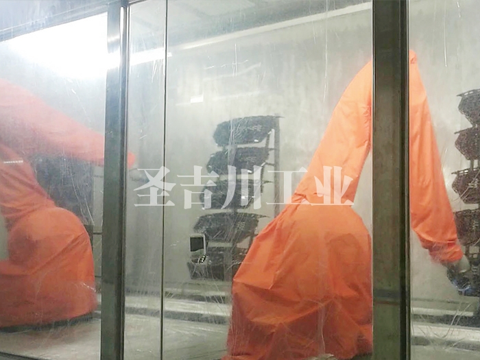 凌海滑撬输送进气格栅机器人喷涂系统